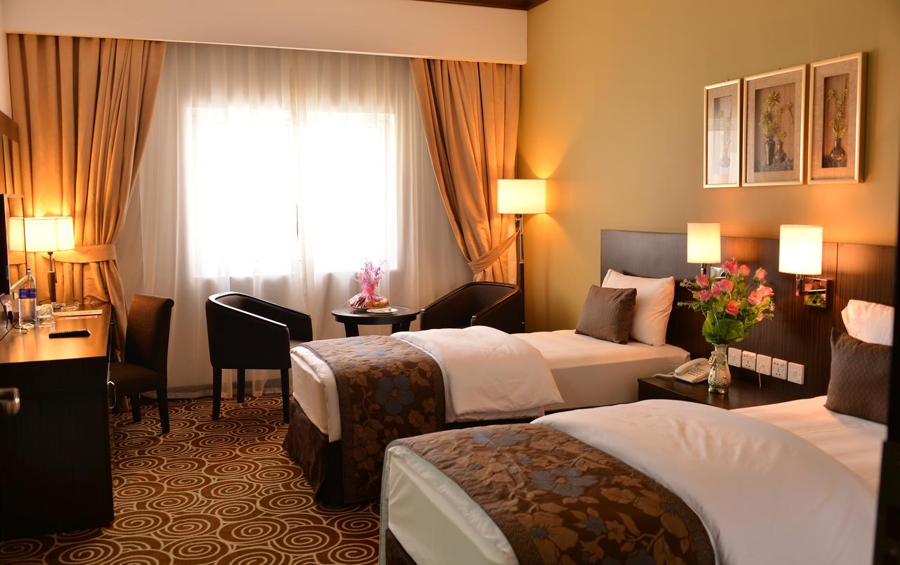 דובאי Rush Inn Hotel מראה חיצוני תמונה