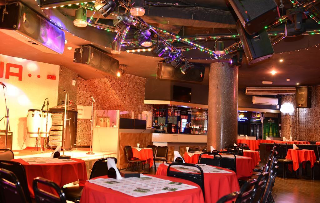 דובאי Rush Inn Hotel מראה חיצוני תמונה